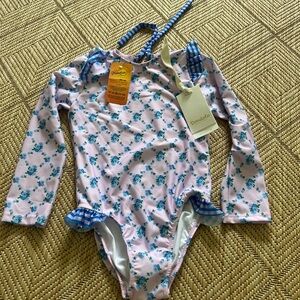 Dondolo Girls Rashguard (size 11/12 but fits like a 10!)